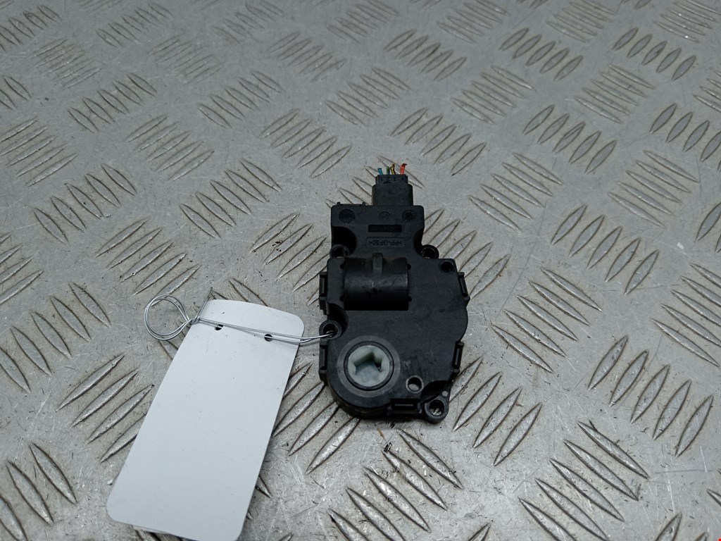 Моторчик заслонки печки BMW X5 E70 2007-2013
