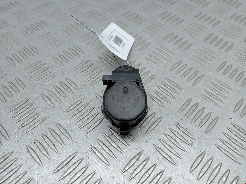 Моторчик заслонки печки BMW 7er 7 серия E65/E66 2001-2008