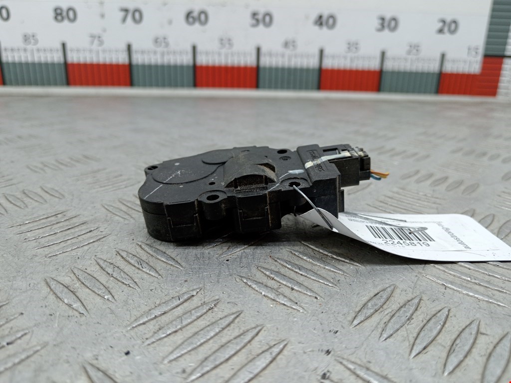 Моторчик заслонки печки BMW X5 E70 2007-2013