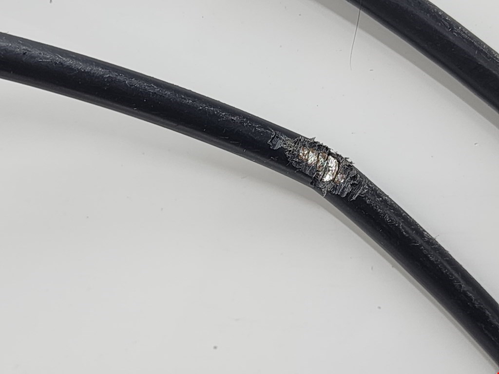 Трос открывания капота OPEL Astra H/Family 2004-2015