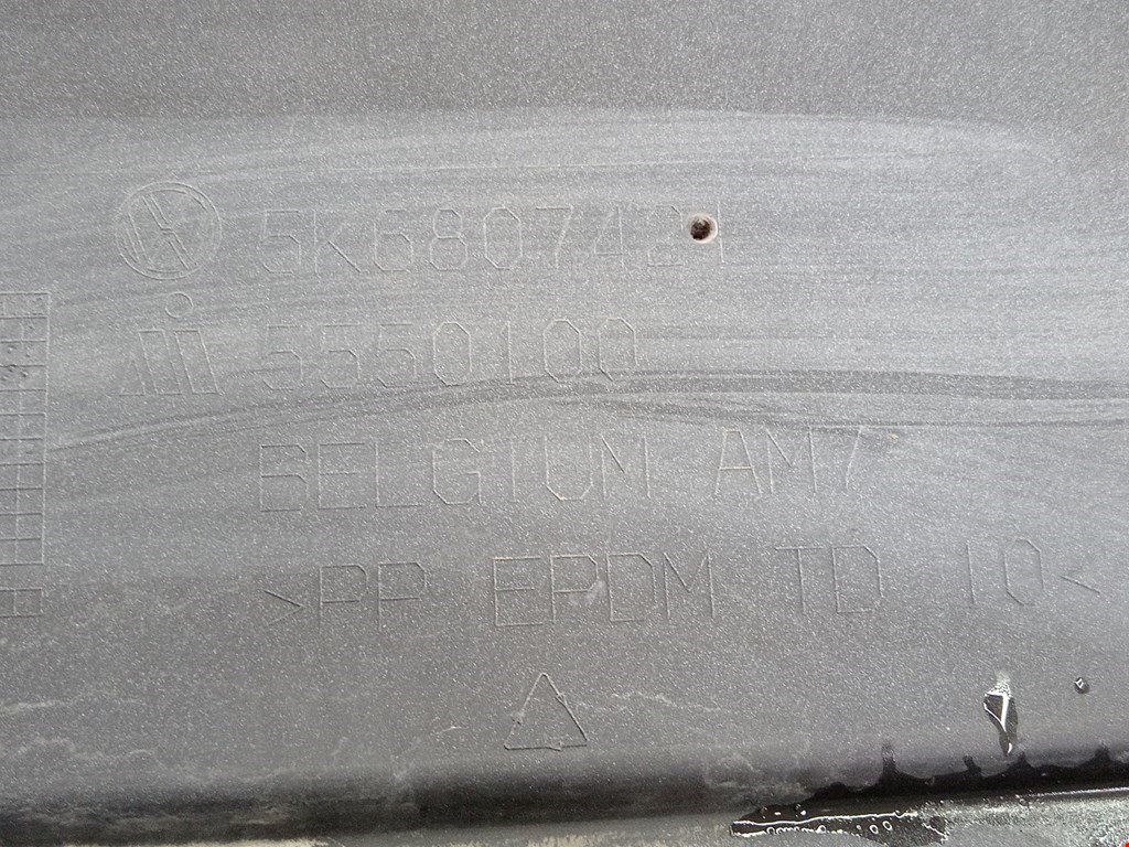 Бампер задний VOLKSWAGEN Golf VI 2009-2012