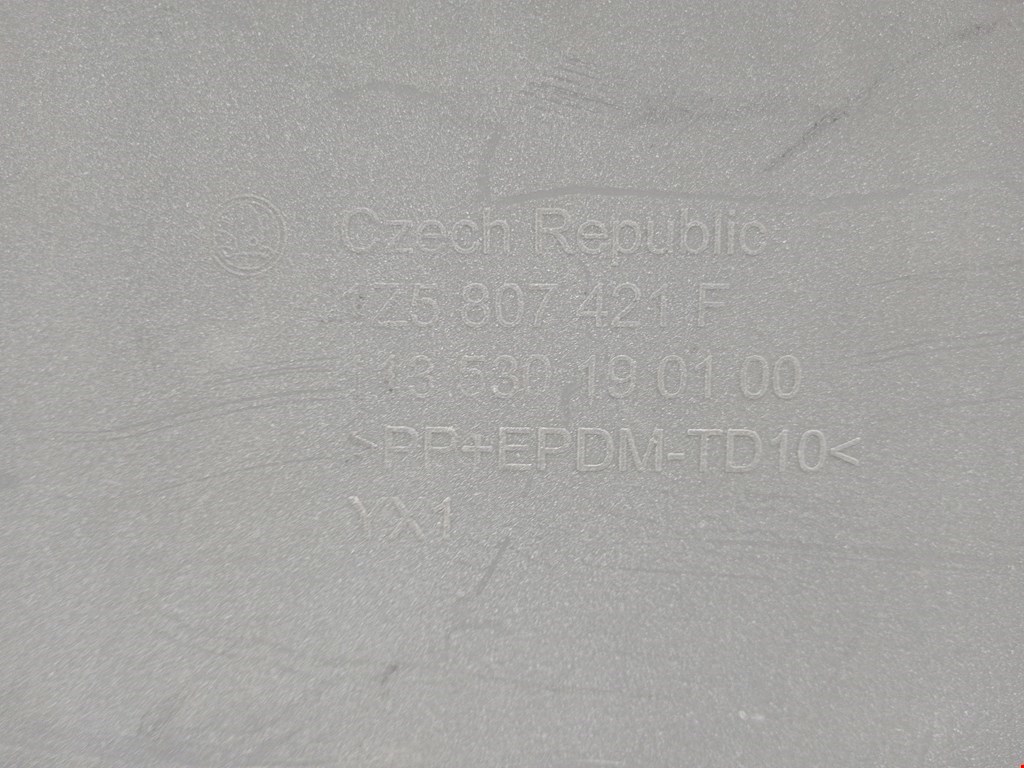 Бампер задний SKODA Octavia A5 1Z- 2004-2013