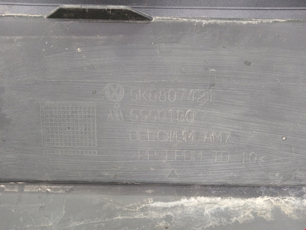 Бампер задний VOLKSWAGEN Golf VI 2009-2012