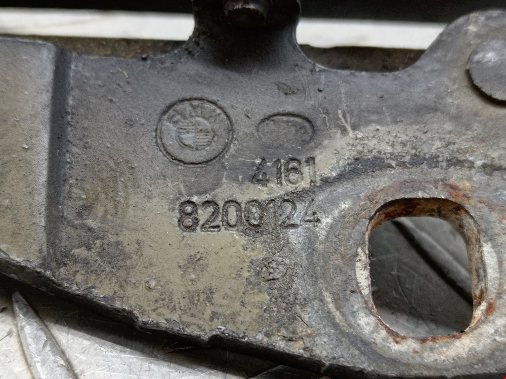 Петля капота левая/правая BMW 3er E46 1998-2006