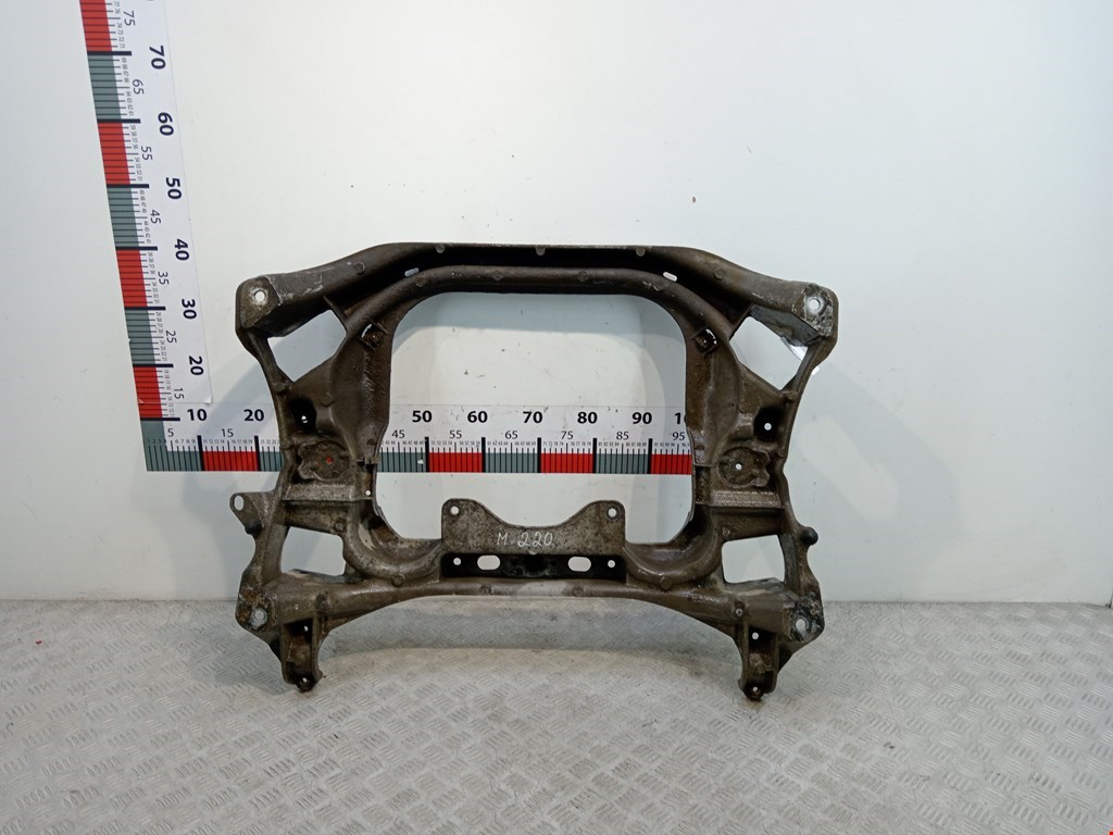 Балка передняя подрамник Mercedes S-Class (W220) (1998-2005)