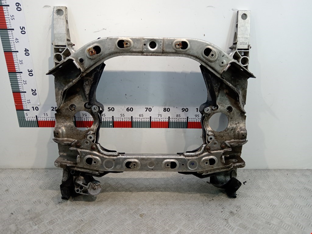 Балка передняя подрамник Mercedes S-Class (W222) (2013-2020)