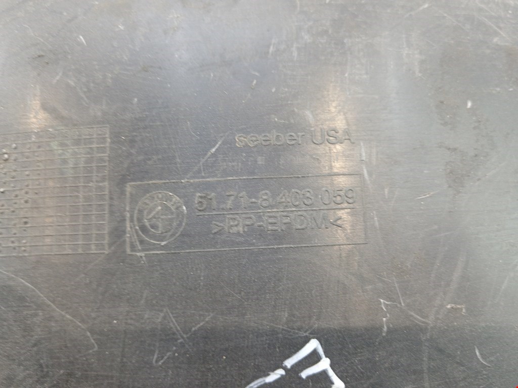 Локер (подкрылок) задний левый BMW X5 E53 1999-2006