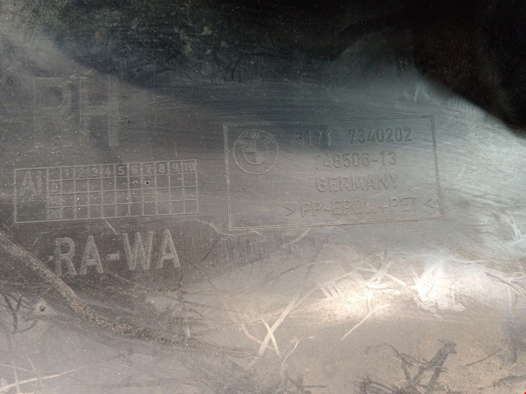 Локер (подкрылок) передний правый BMW 7er 7 серия G11/G12 2015-2022