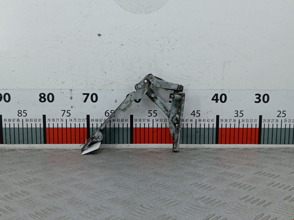 Петля капота левая/правая BMW 7er 7 серия E38 1994-2001