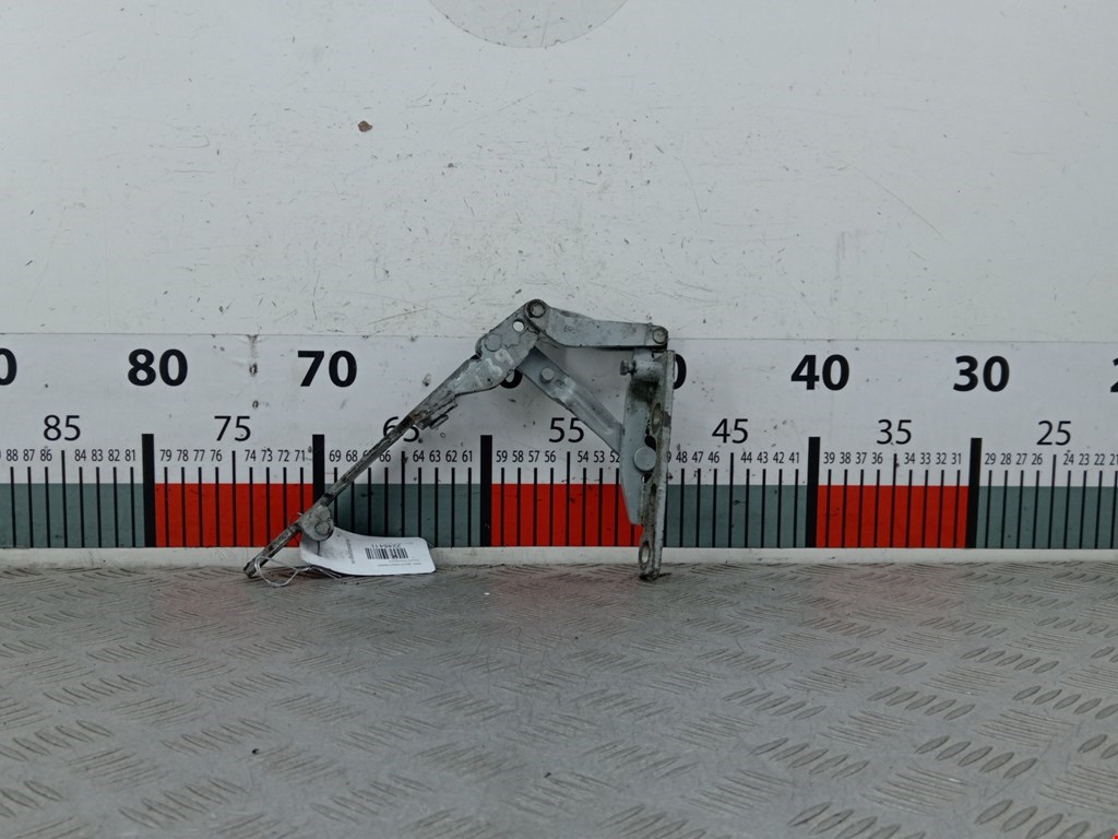 Петля капота левая/правая BMW 7er 7 серия E38 1994-2001