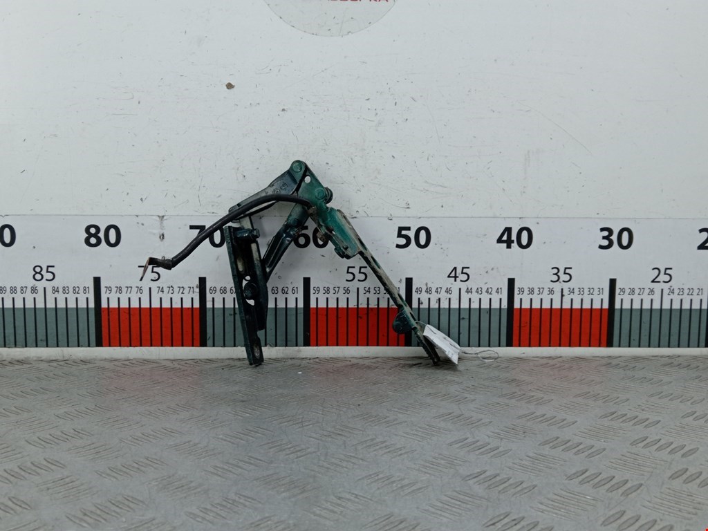 Петля капота левая/правая BMW 7er 7 серия E38 1994-2001