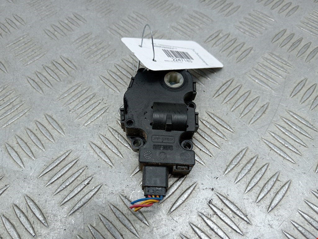 Моторчик заслонки печки BMW X5 E70 2007-2013