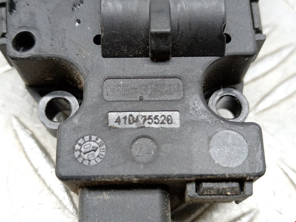 Моторчик заслонки печки BMW X5 E70 2007-2013