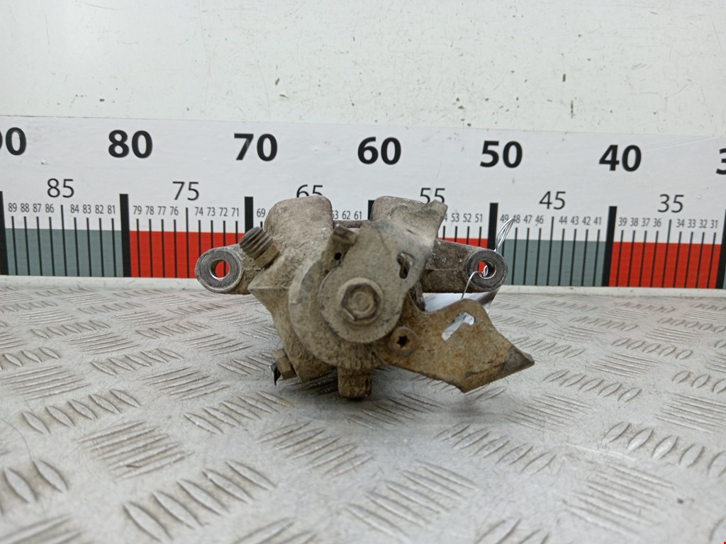 Суппорт задний правый PEUGEOT 307 2001-2008