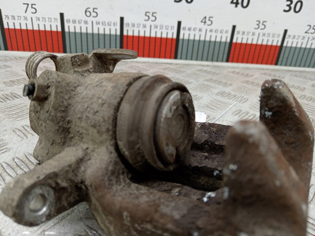 Суппорт задний правый PEUGEOT 307 2001-2008