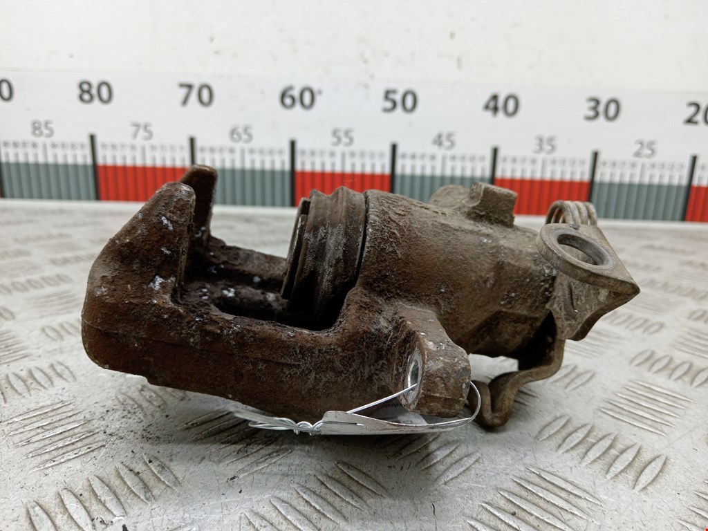 Суппорт задний правый PEUGEOT 307 2001-2008