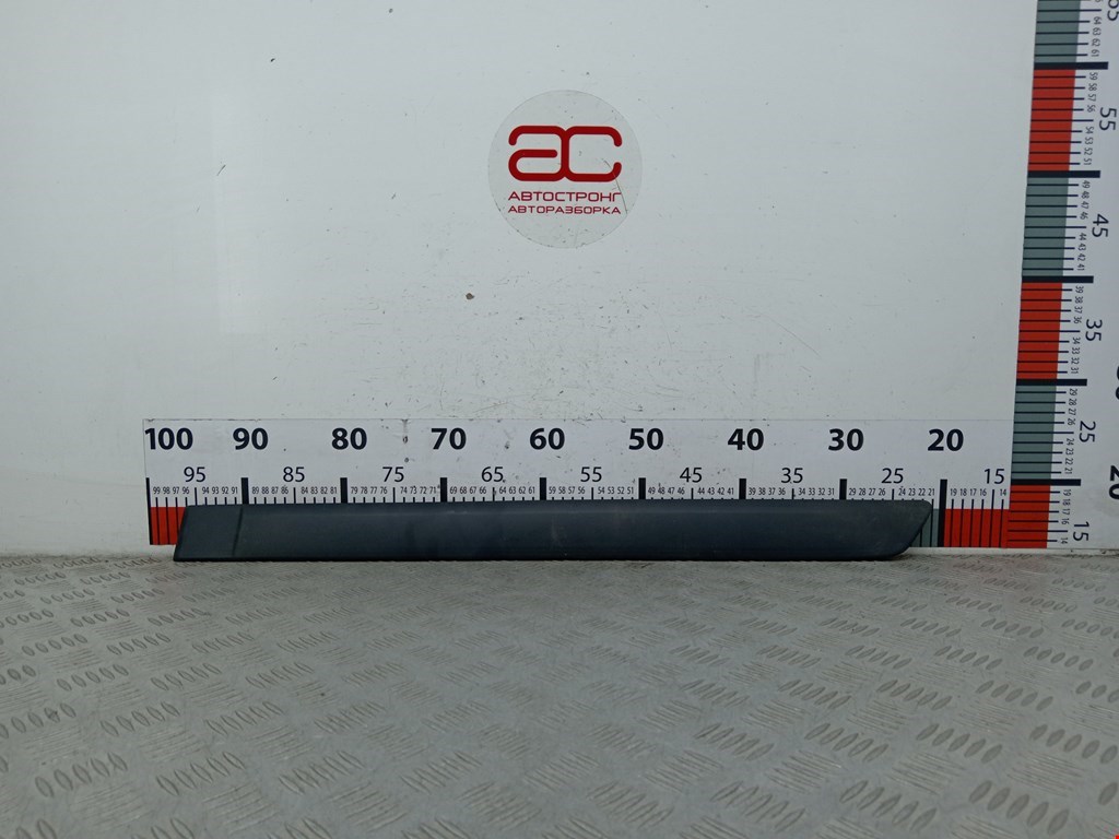 Накладка декоративная (молдинг) двери задней левой Skoda Fabia 2 (5J) (2007-2014)