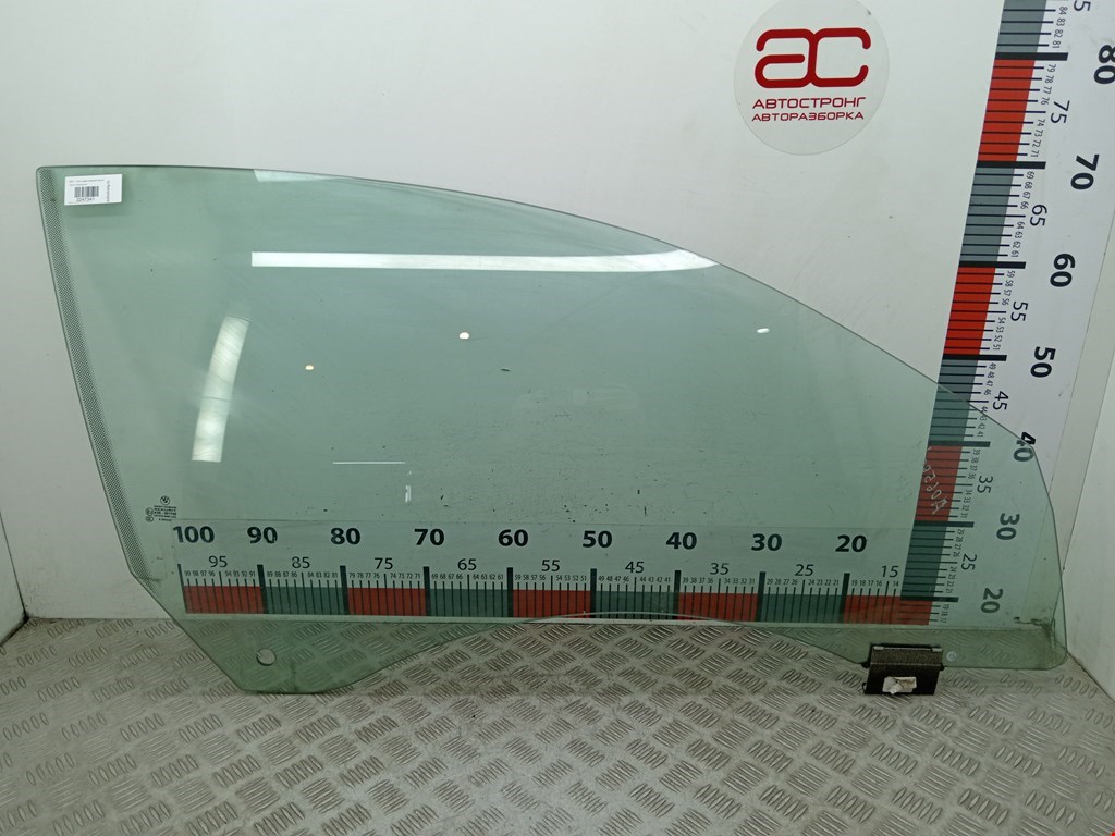 Стекло двери переднее правое BMW 6er E63/E64 2003-2011