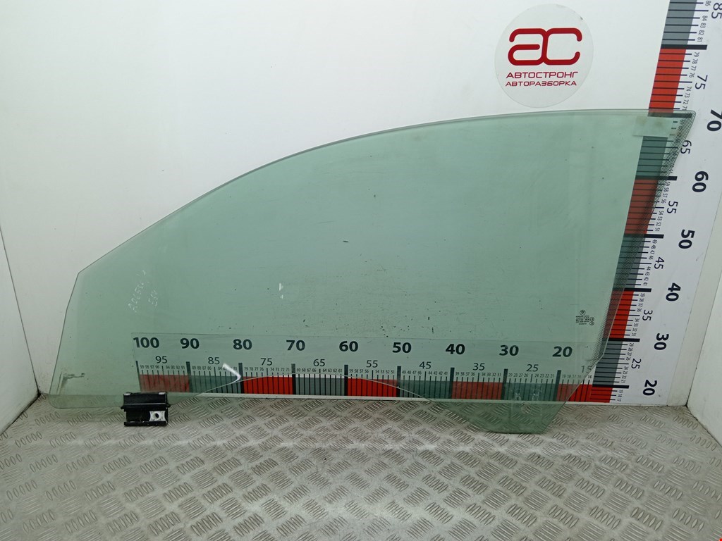 Стекло двери переднее правое BMW 6er E63/E64 2003-2011