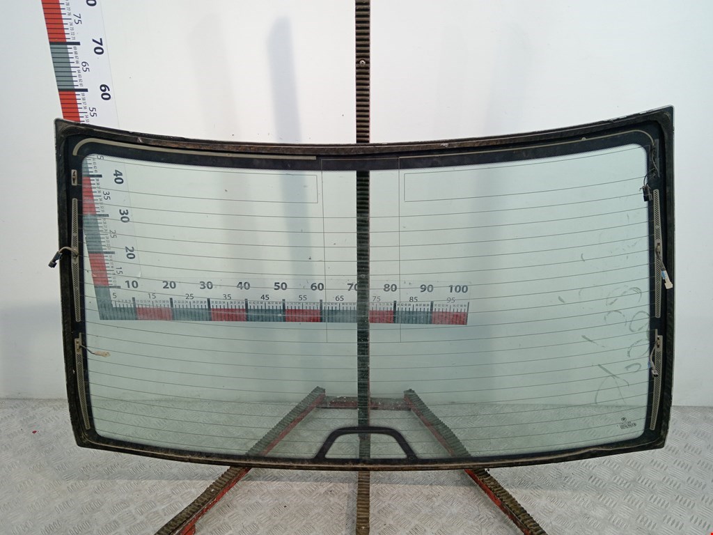 Стекло заднее BMW 5er 5 серия E39 1995-2004