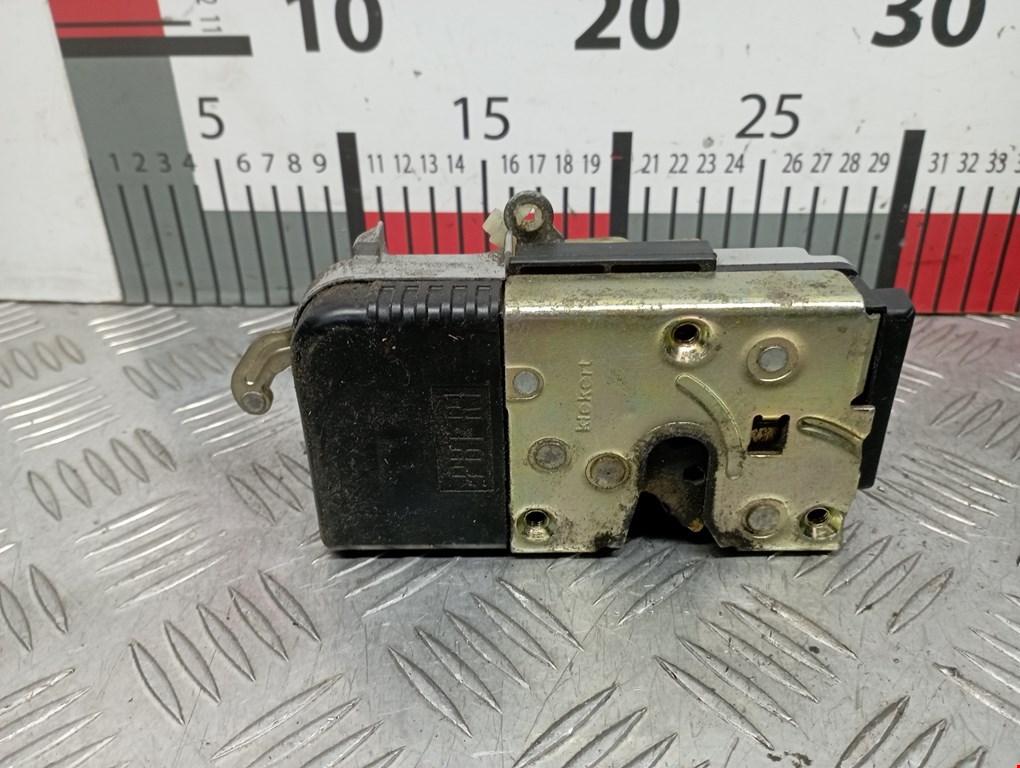 Замок двери передней правой PEUGEOT 807 2002-2014