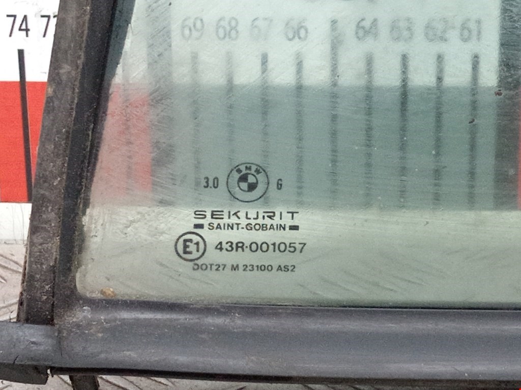 Стекло двери заднее правое BMW 3er E36 1991-2000