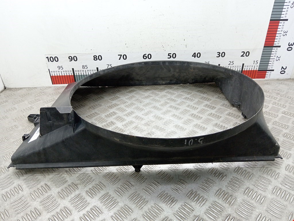Диффузор (кожух) вентилятора BMW 7er 7 серия E65/E66 2001-2008
