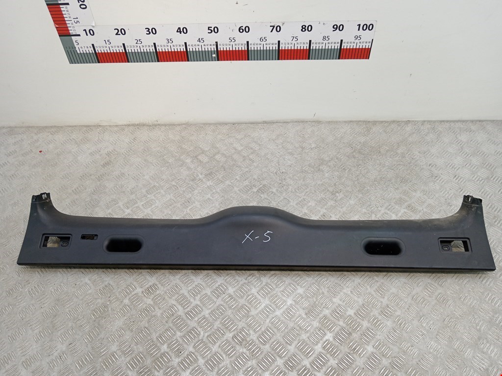 Обшивка крышки багажника BMW X5 E53 1999-2006