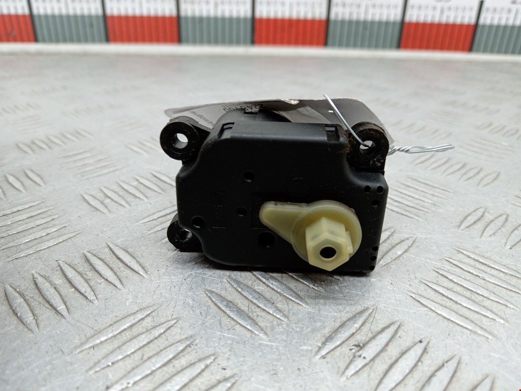 Моторчик заслонки печки MERCEDES-BENZ S-Class IV W220 1998-2005