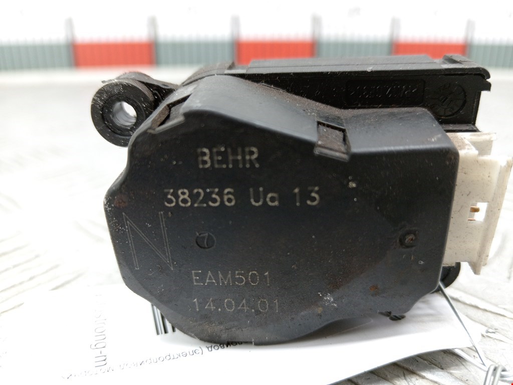 Моторчик заслонки печки MERCEDES-BENZ S-Class IV W220 1998-2005