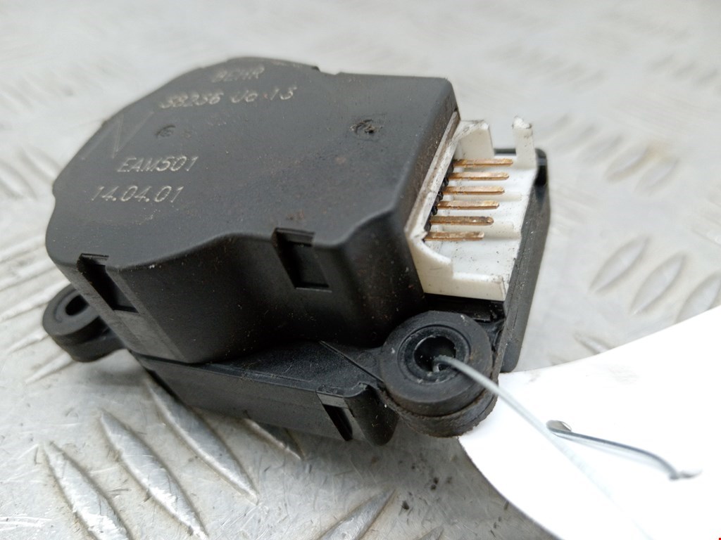 Моторчик заслонки печки MERCEDES-BENZ S-Class IV W220 1998-2005