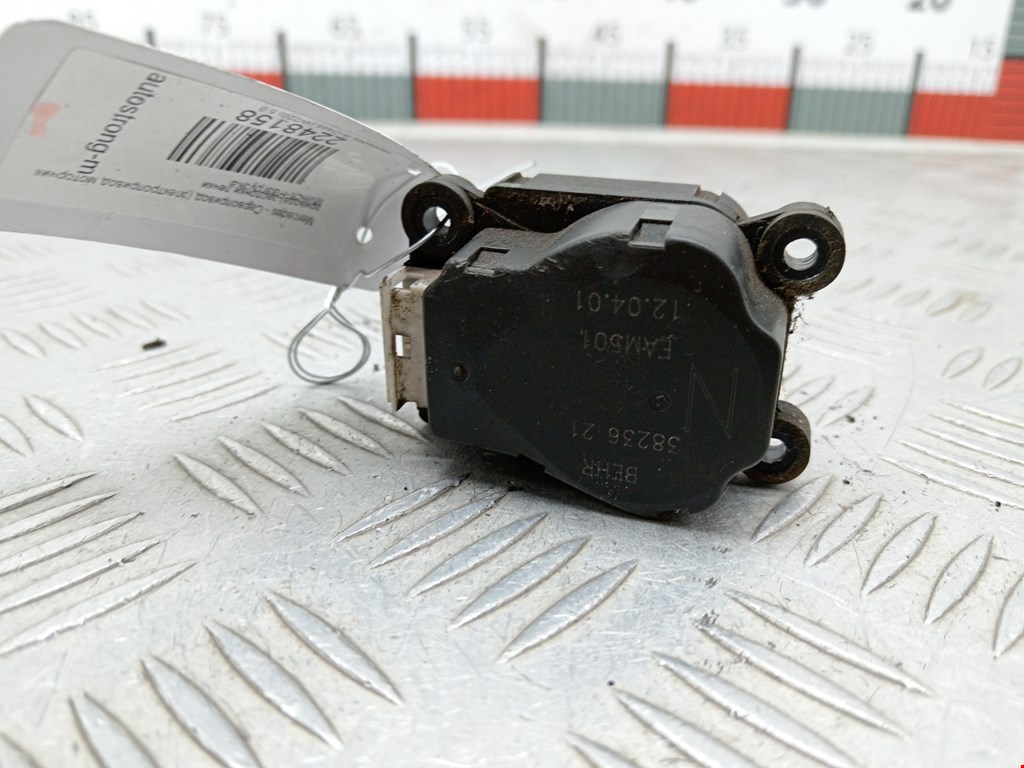 Моторчик заслонки печки MERCEDES-BENZ S-Class IV W220 1998-2005