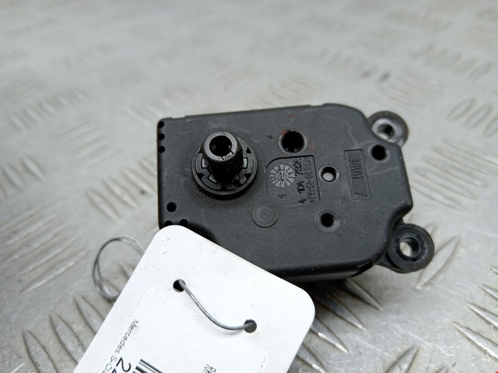 Моторчик заслонки печки MERCEDES-BENZ S-Class IV W220 1998-2005