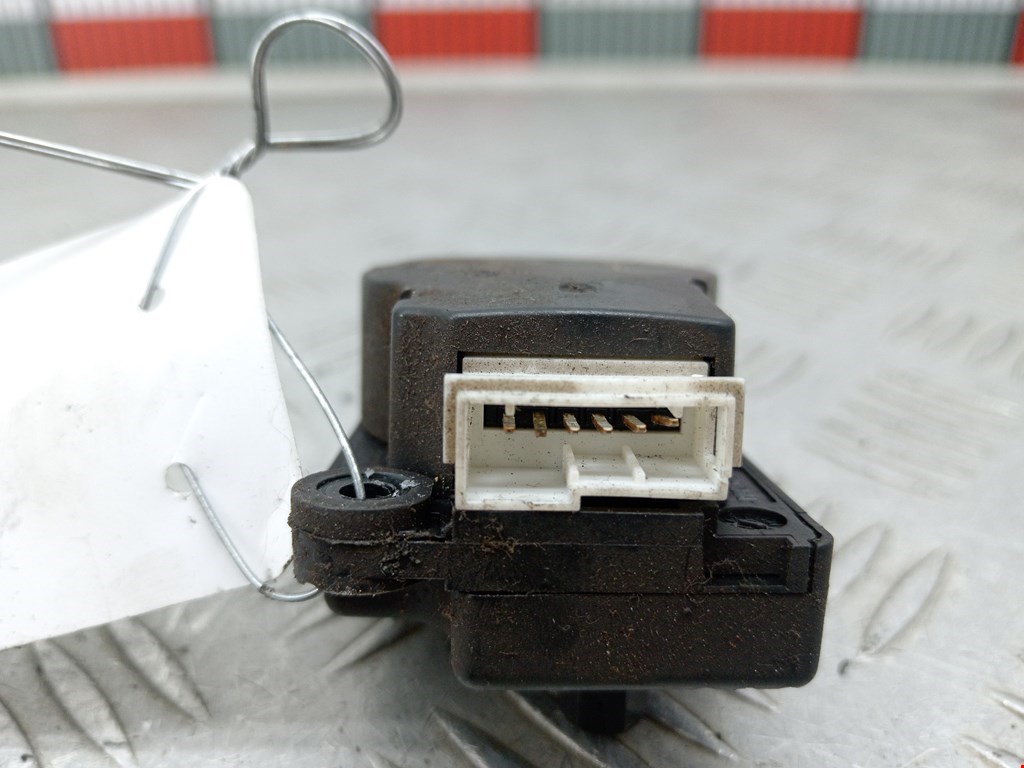 Моторчик заслонки печки MERCEDES-BENZ S-Class IV W220 1998-2005