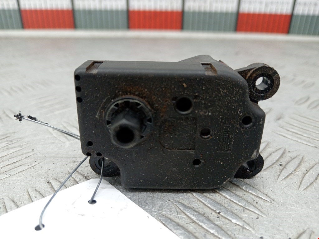 Моторчик заслонки печки MERCEDES-BENZ S-Class IV W220 1998-2005