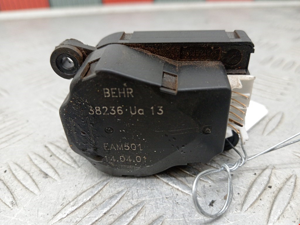 Моторчик заслонки печки MERCEDES-BENZ S-Class IV W220 1998-2005