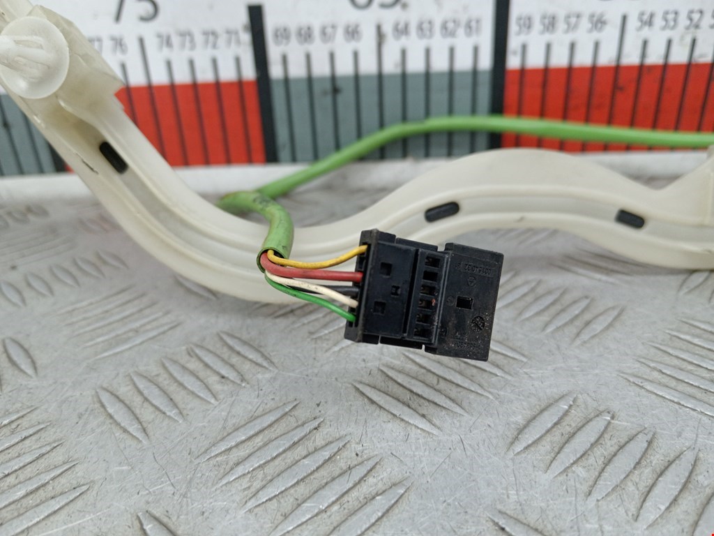 Антенна MERCEDES-BENZ S-Class IV W220 1998-2005