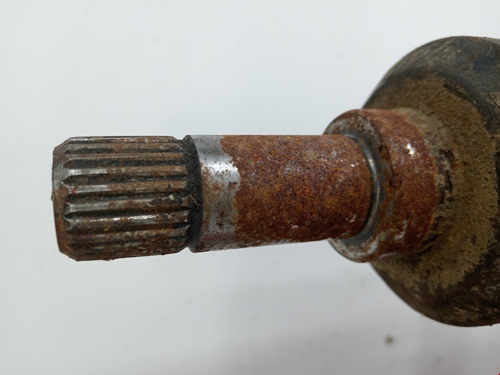 Полуось (привод, приводной вал) передняя левая CITROEN Berlingo 1996-2012