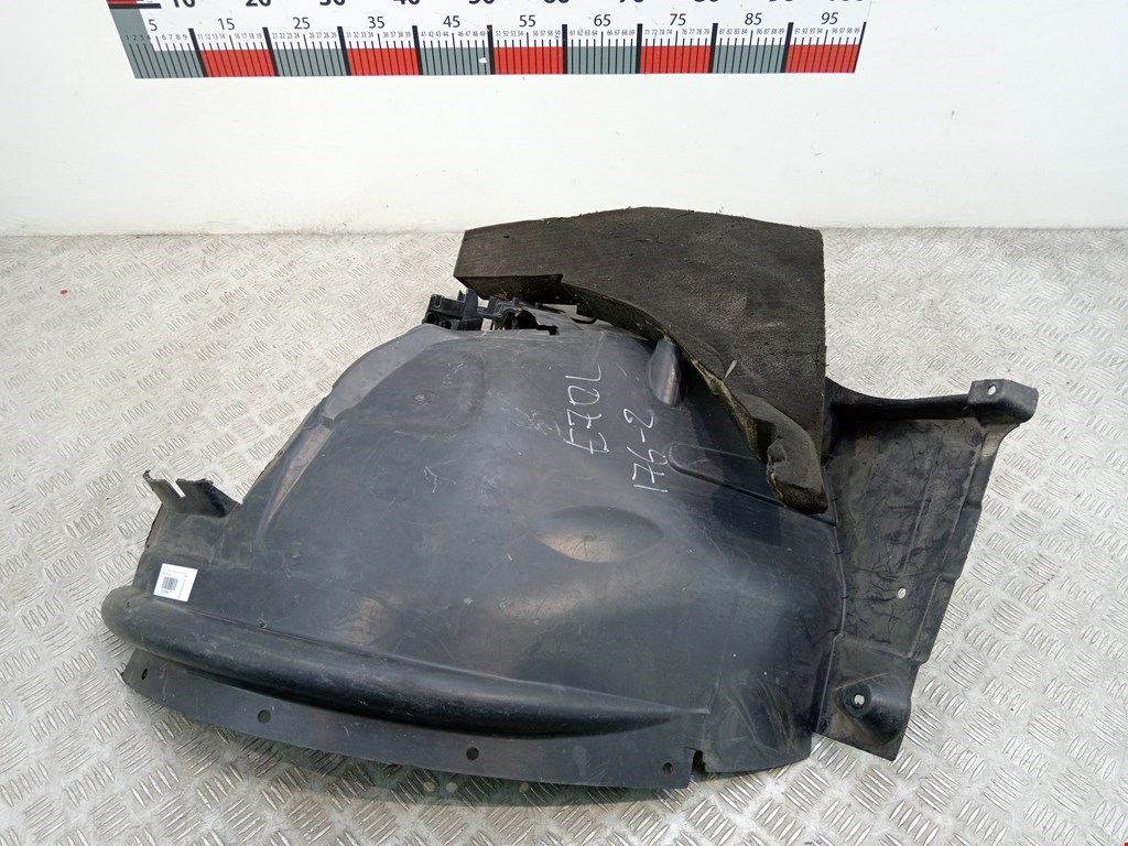 Локер (подкрылок) передний левый BMW X5 E70 2007-2013