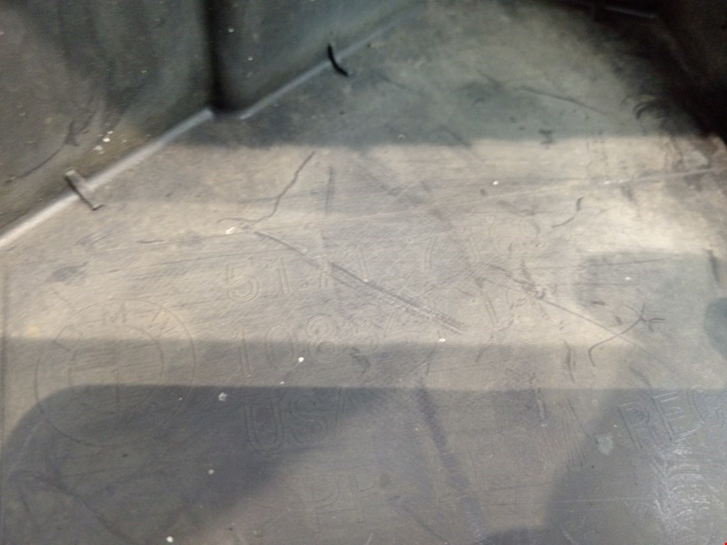 Локер (подкрылок) передний левый BMW X5 E70 2007-2013