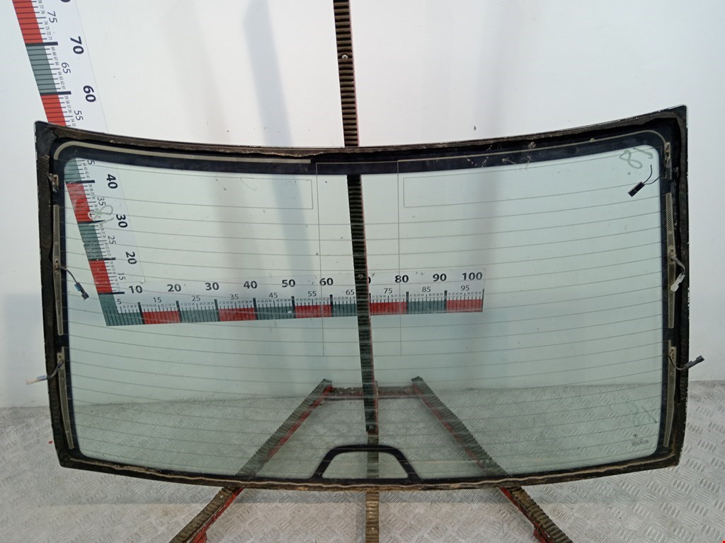 Стекло заднее BMW 5er 5 серия E39 1995-2004