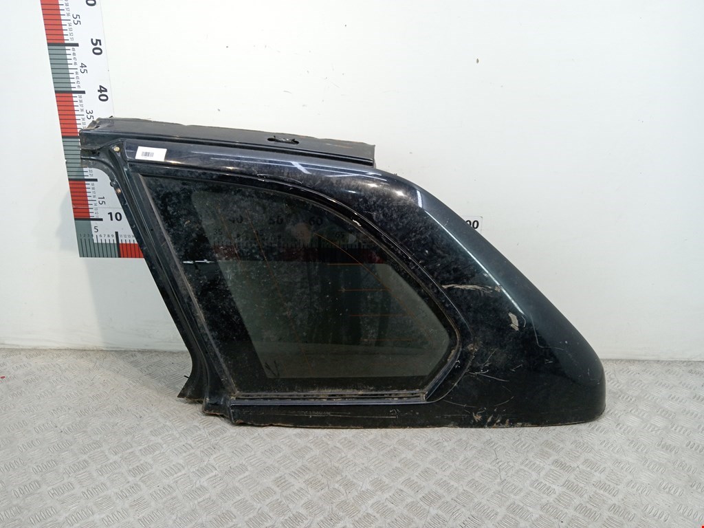 Стекло кузовное глухое левое BMW X5 E53 1999-2006