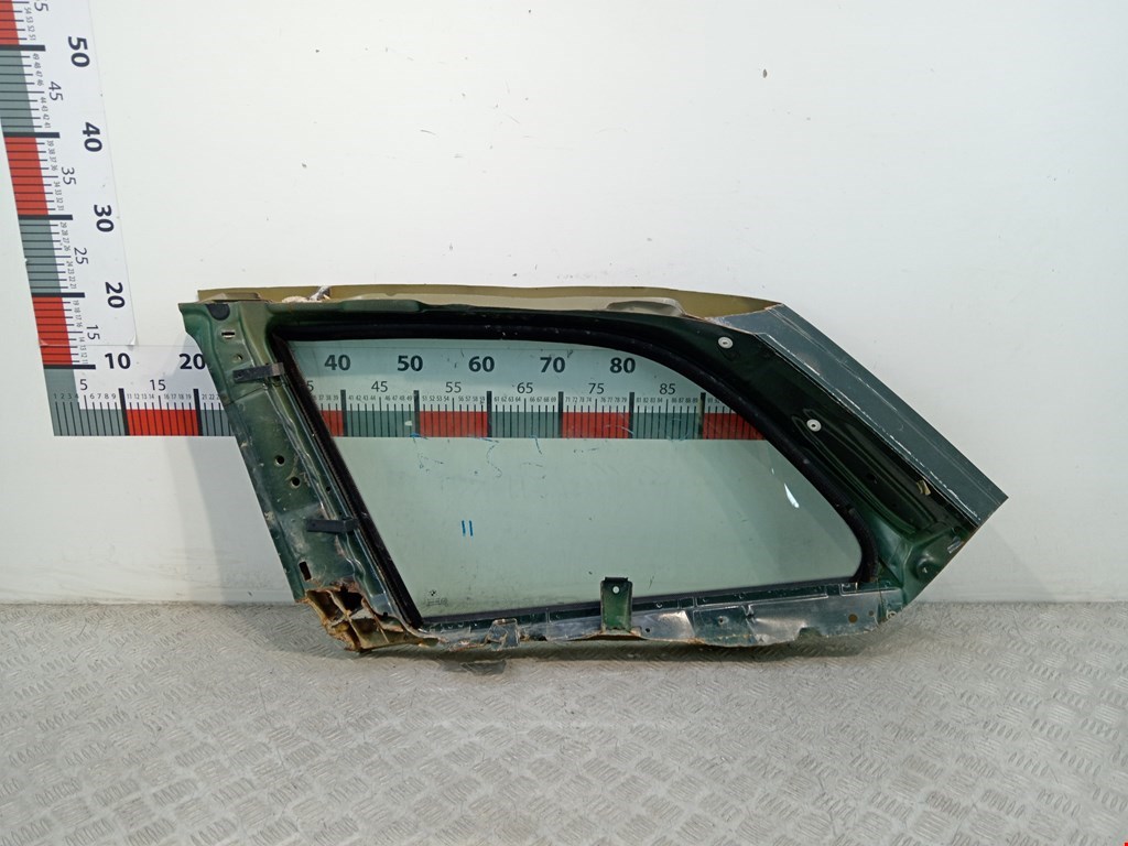 Стекло кузовное глухое правое BMW 5er 5 серия E39 1995-2004