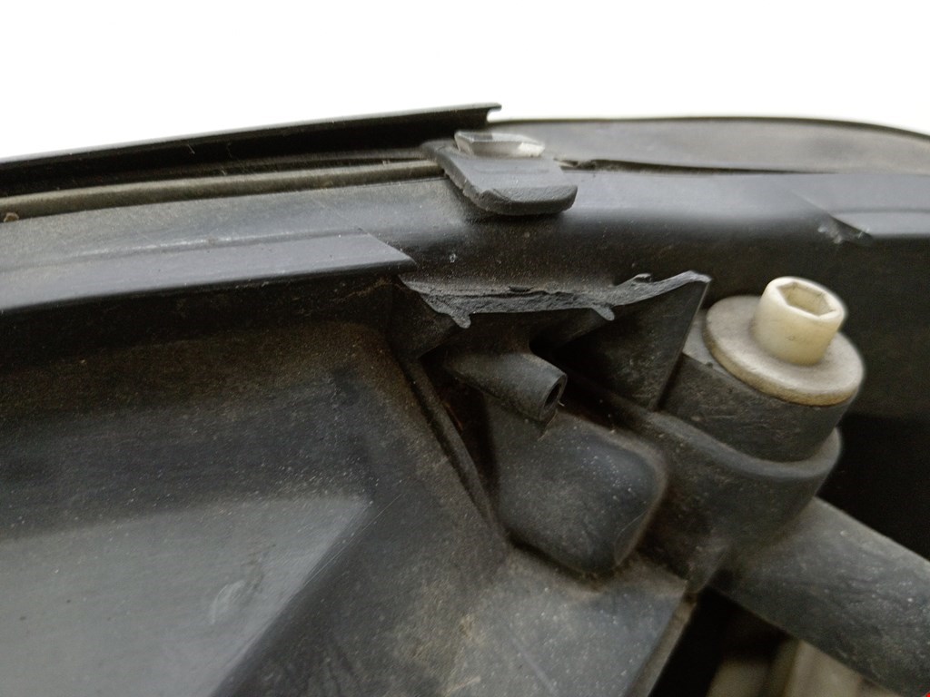 Фара правая OPEL Zafira A 1999-2005