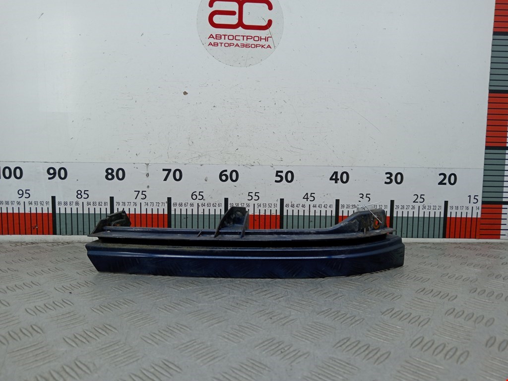 Накладка (планка) под фару правую Opel Zafira A (1999-2006)