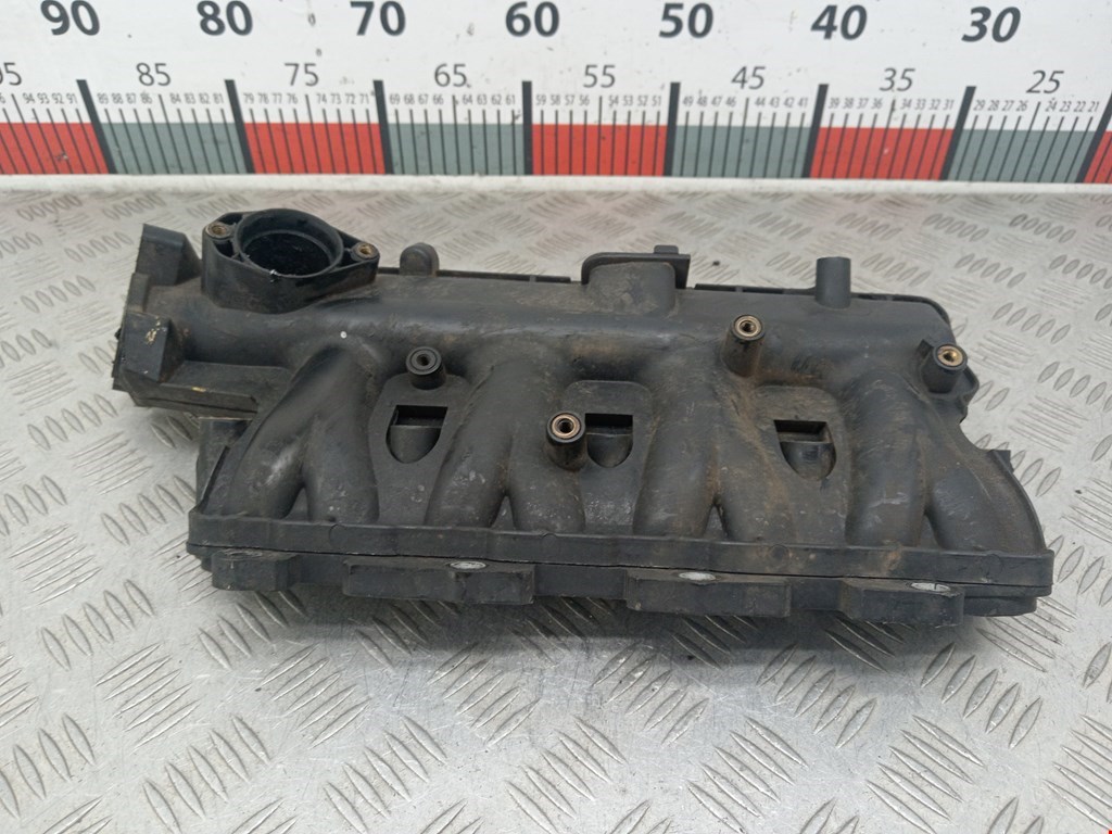 Коллектор впускной Opel Corsa C (2000-2006)