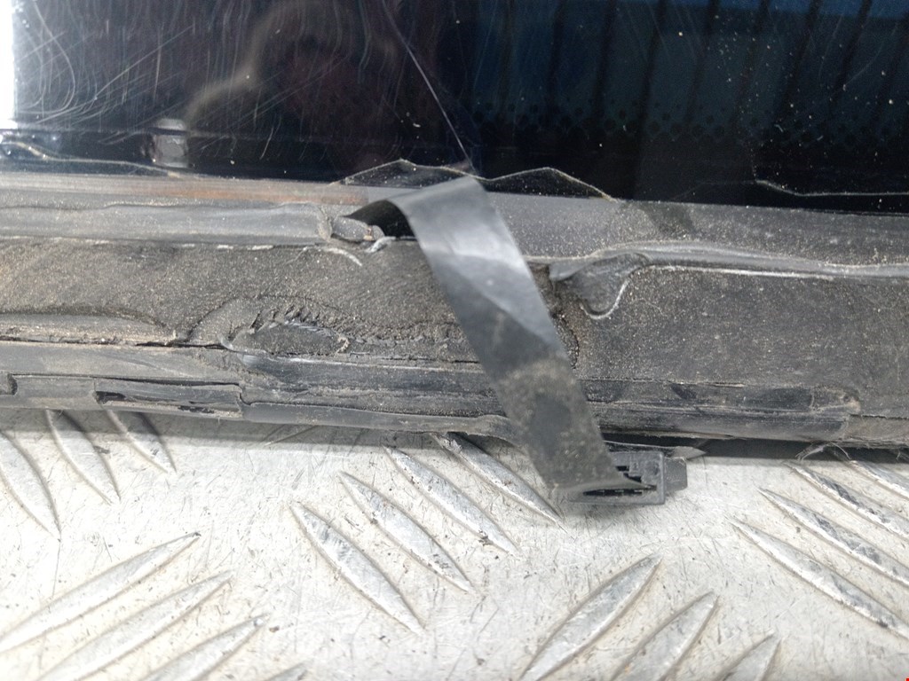 Стекло кузовное глухое левое BMW X5 E53 1999-2006