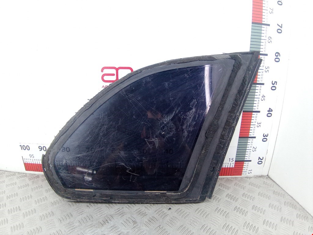 Стекло кузовное глухое левое BMW X5 E53 1999-2006