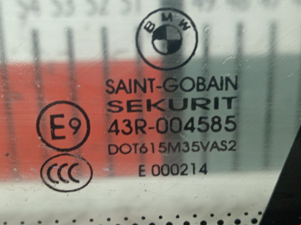 Стекло кузовное глухое правое BMW X5 E70 2007-2013