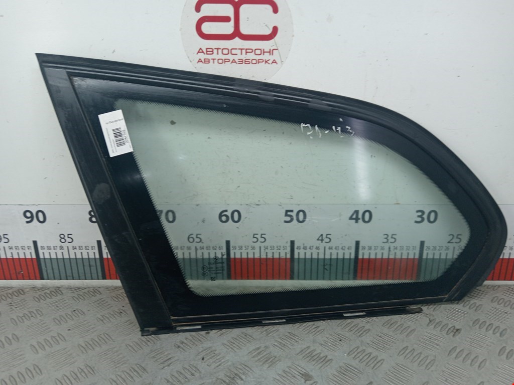 Стекло кузовное глухое левое BMW 3er E90/E91 2005-2012